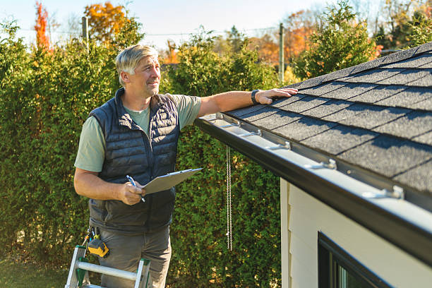 Professional Roofing technician working in Roanoke, AL